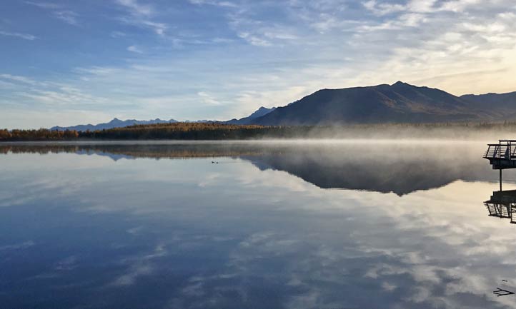 alaska lake and mountains