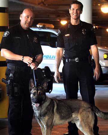 Simi Valley K9 dog and Officers