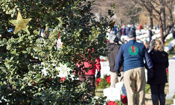 Wreath Laying with Wreaths Across America 