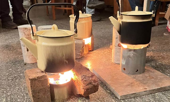 TAPS in Ukraine making candles