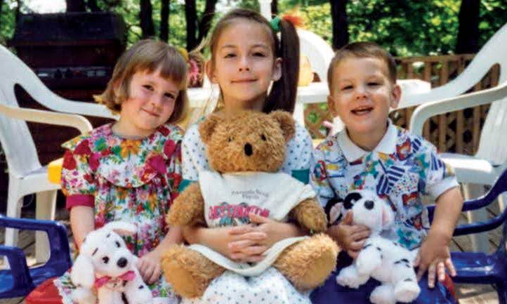 Owen and sisters as small kids